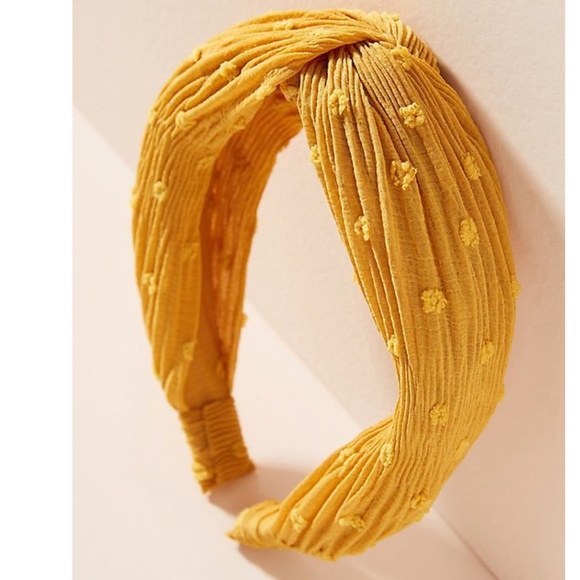 Anthropologie Accessories - ✨ SALE Anthropologie Cheri Twist Headband